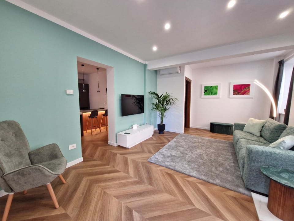 SE284 - Senigallia, meraviglioso trilocale appena rinnovato 50 m dal mare Apartment in Senigallia
