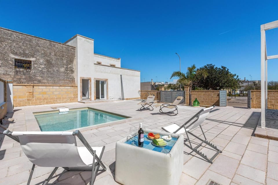 Property building, Swimming pool