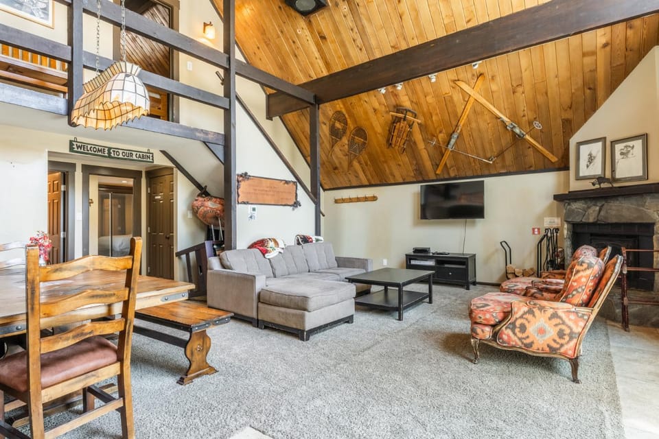 Chalet 16 by Mammoth Mountain Chalets Chalet in Mammoth Lakes