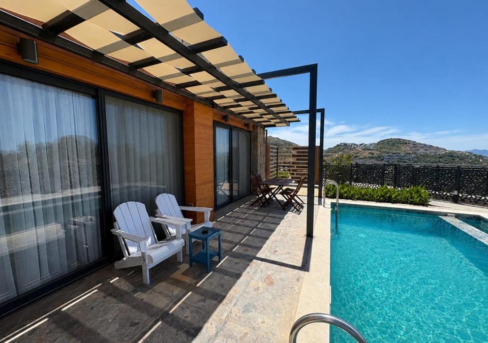 Patio, Pool view, Pool view, Swimming pool, Swimming pool