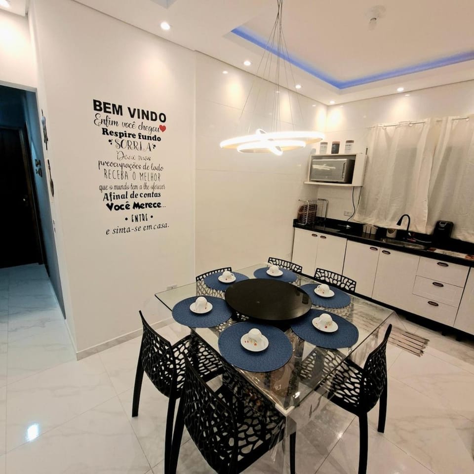 Casa térrea completa com piscina, 5min da praia à pé House in Itanhaém