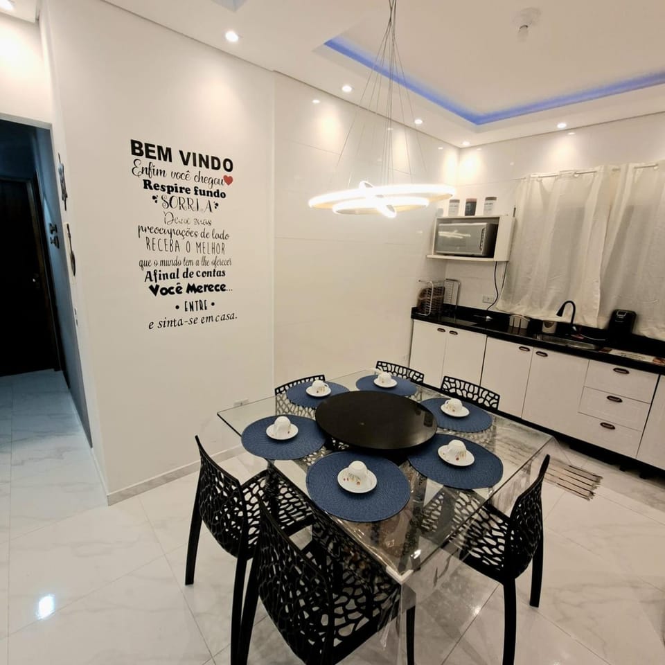 Casa térrea completa com piscina, 5min da praia à pé House in Itanhaém