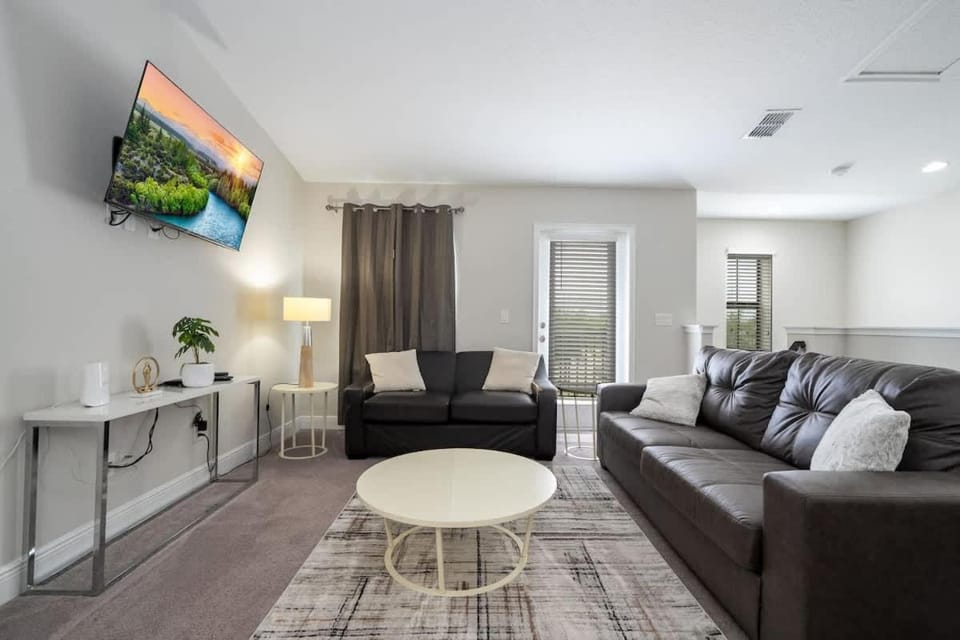 Cozy Townhouse at Balmoral Resort House in Haines City