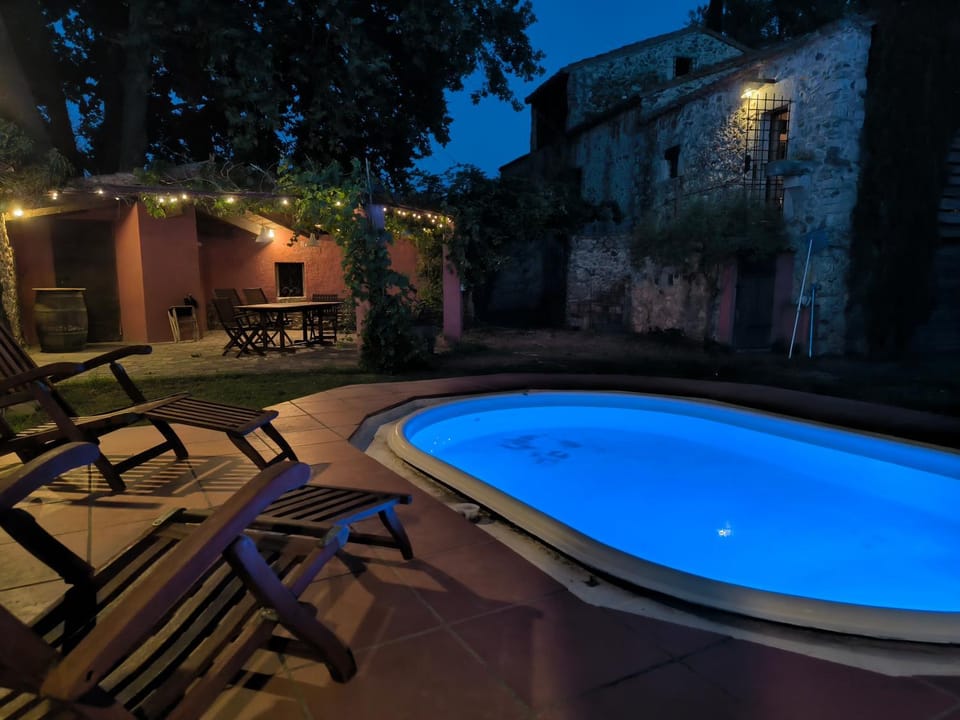 Can Cirili Rustic Romantic apartment for couples or family events Country House in Baix Empordà