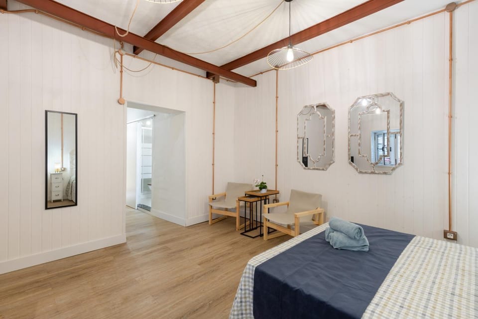 Property building, Living room, Bedroom