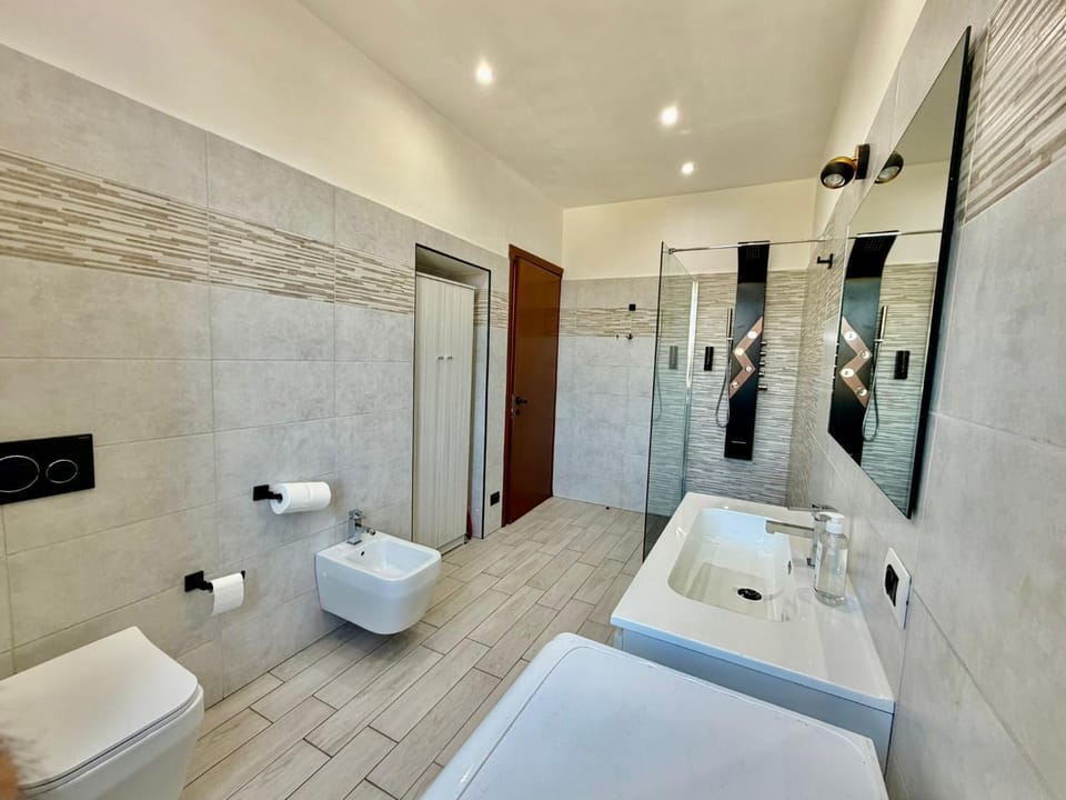 Dela Cruz Home Rental Apartment in Como