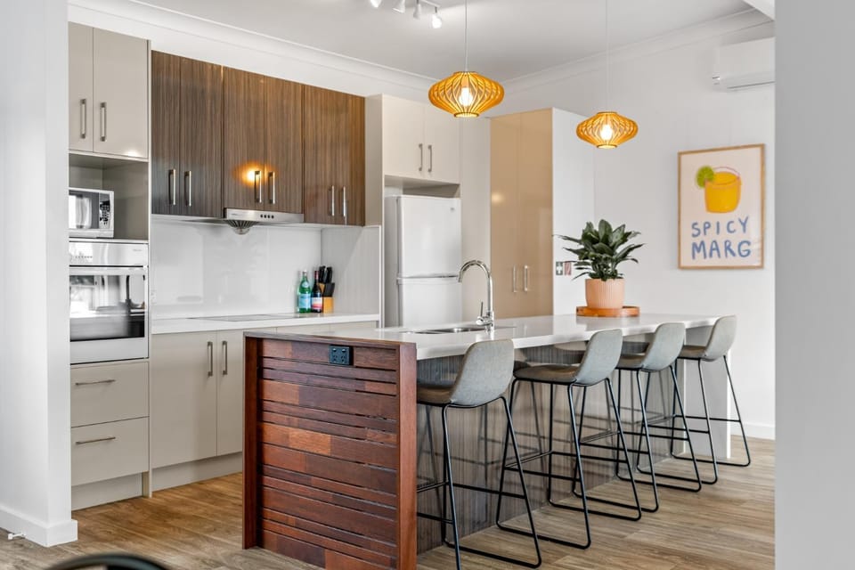 Lakeside 2-Bed Retreat with Sunny Balcony Apartment in Central Coast