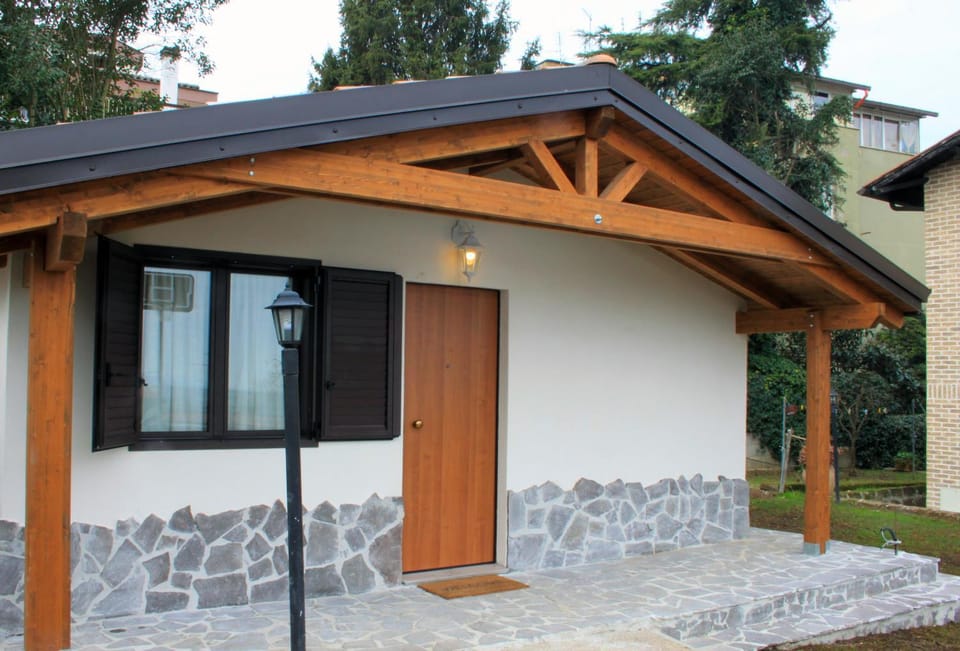 Property building, Facade/entrance, View (from property/room)