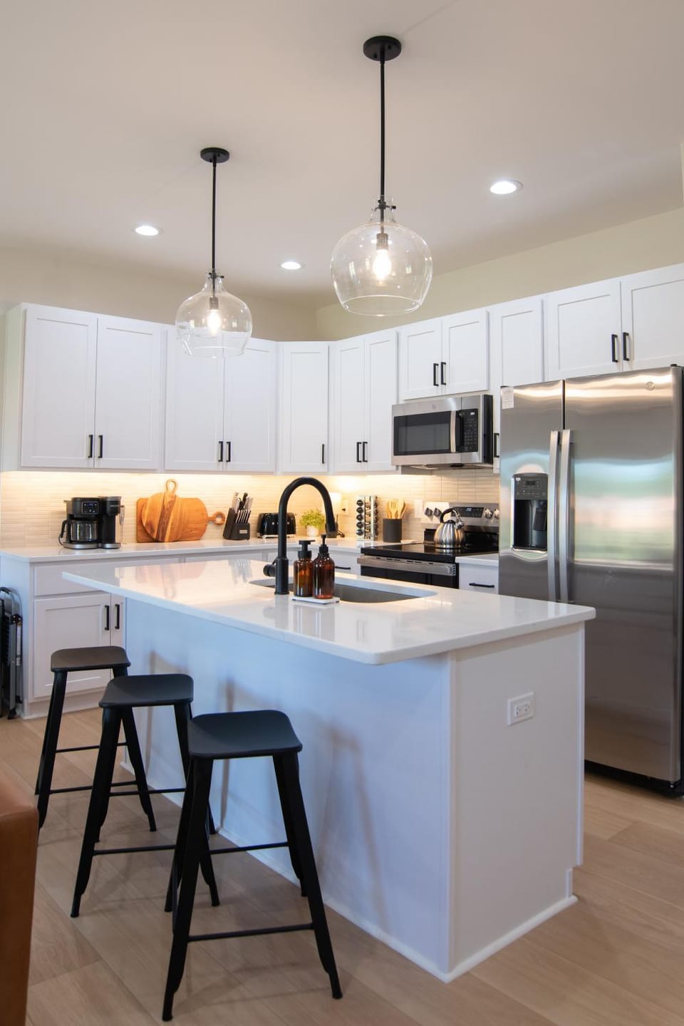 Hill City Lux Mins to LU King Bed Sleeps 8 House in Lynchburg
