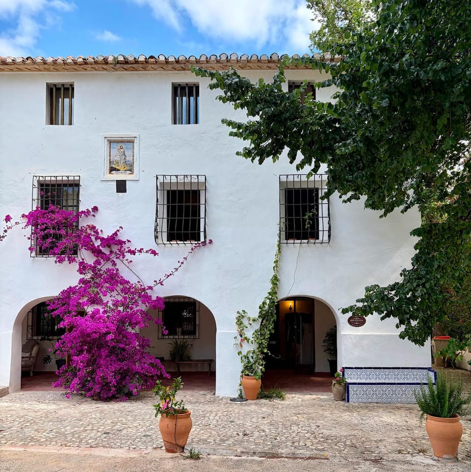 Facade/entrance, Garden, Lobby or reception