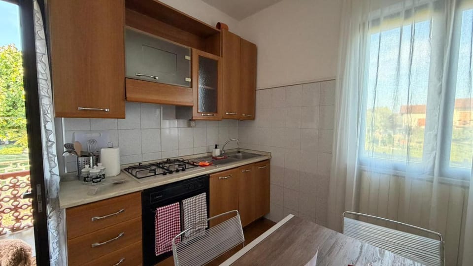 Kitchen or kitchenette, Dining area, Area and facilities, pet friendly, stove, kitchen, kitchen