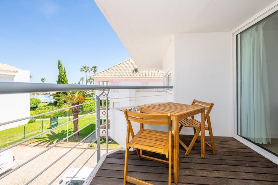 Day, Balcony/Terrace