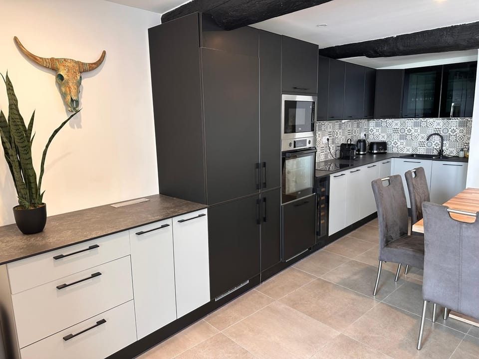 Kitchen or kitchenette, stove