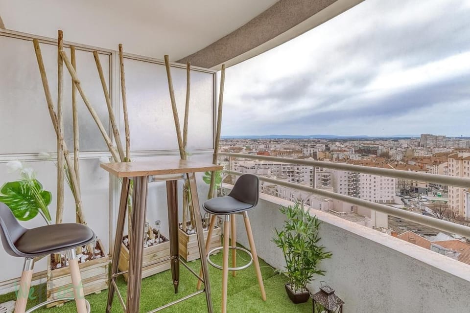 WeHost - Gabriel Peri - Appartement vue panoramique, balcon – Charpennes Apartment in Villeurbanne