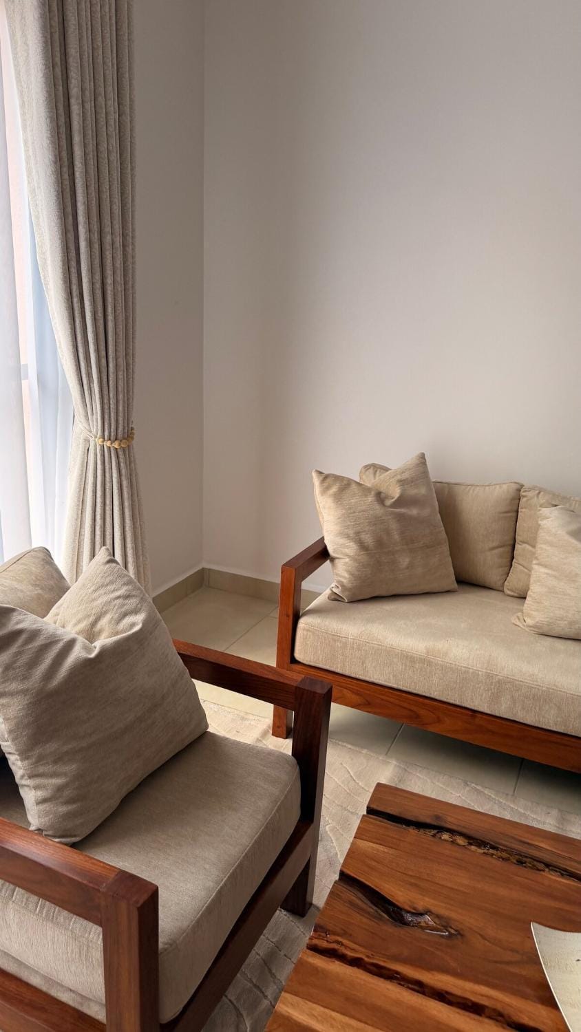 Lakefront 2-bedroom with swimming pool in Entebbe Apartment in Uganda