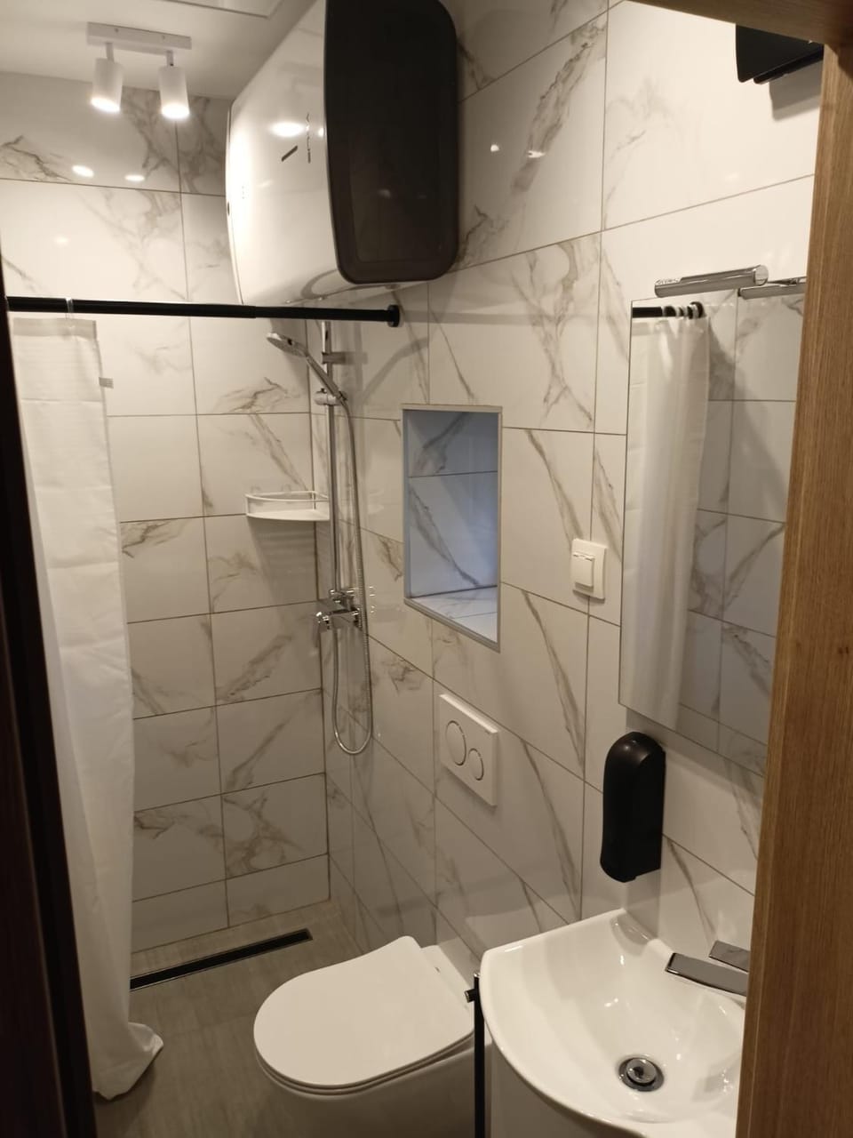 Shower, Toilet, Bathroom