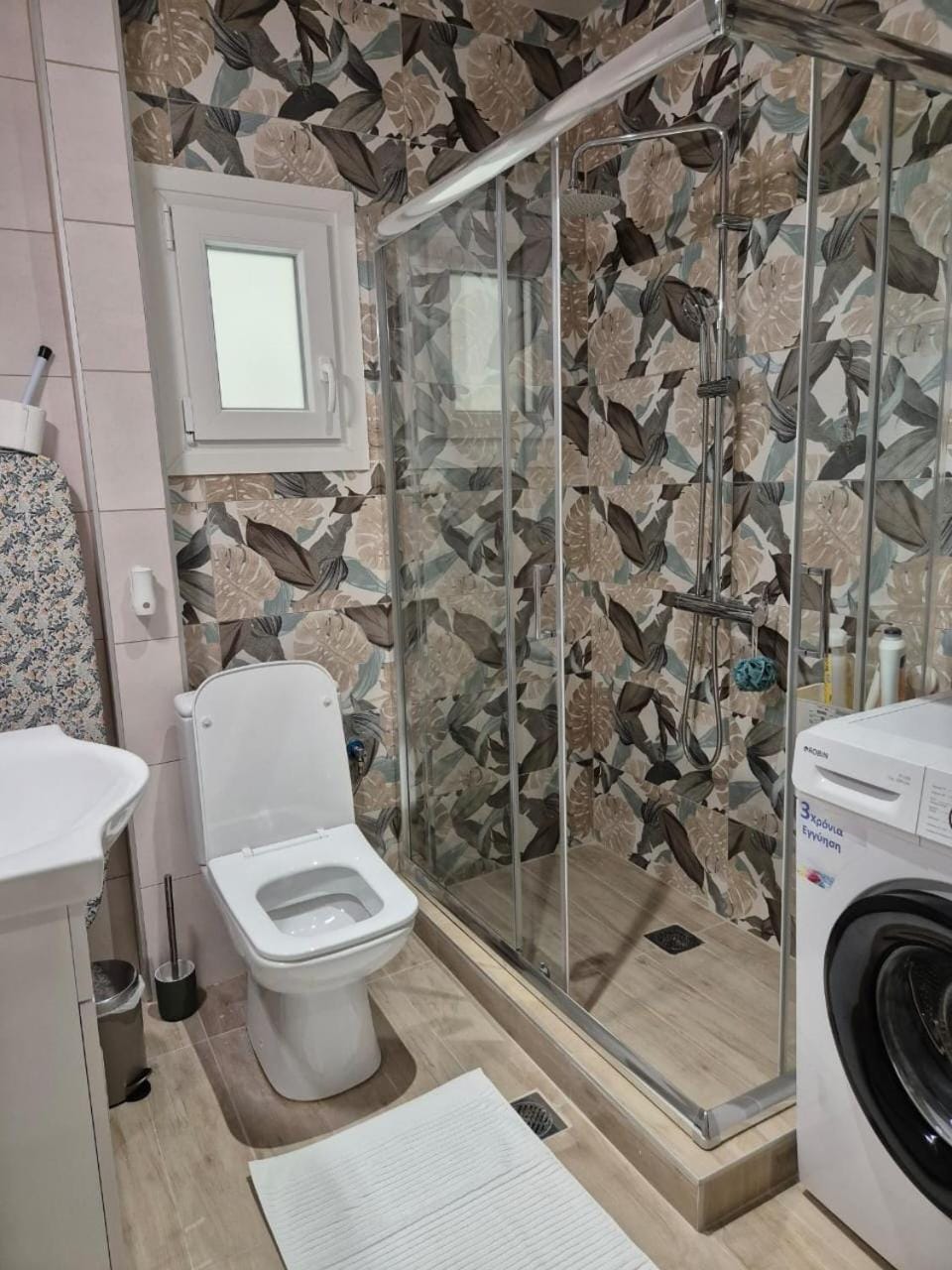 Shower, washing machine