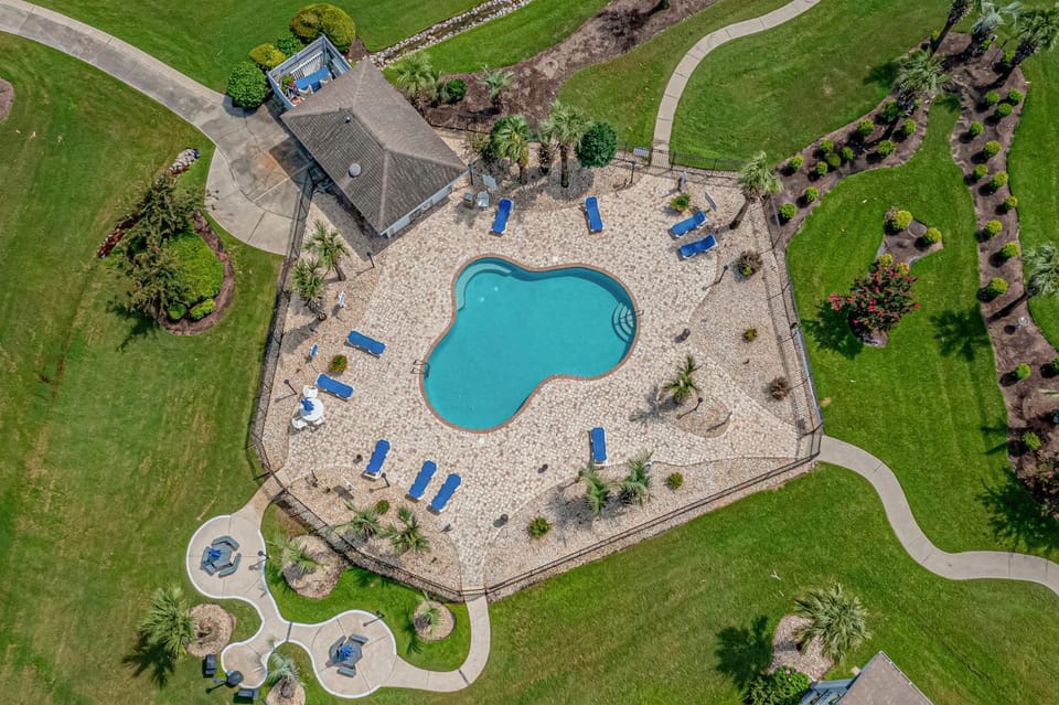 Myrtlewood Unit 103 - Golf Nearby House in Carolina Forest