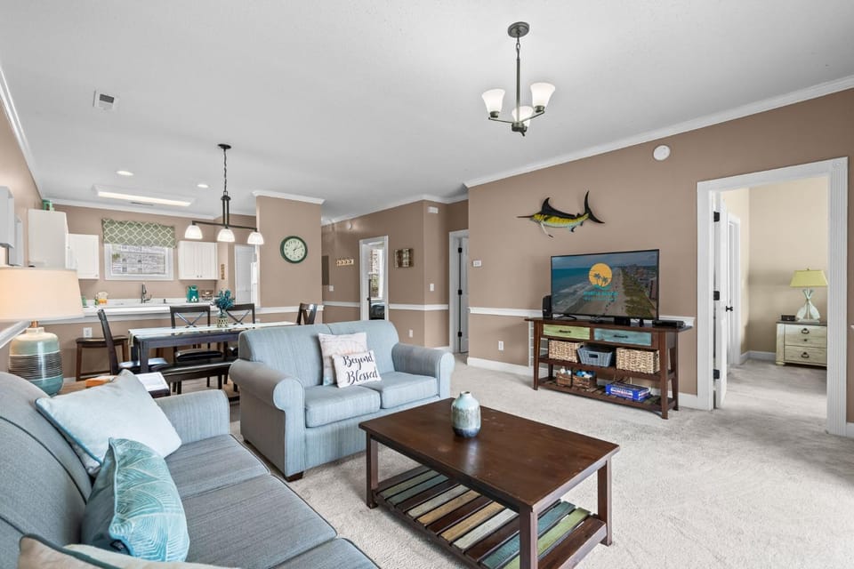 Myrtlewood Unit 103 - Golf Nearby House in Carolina Forest