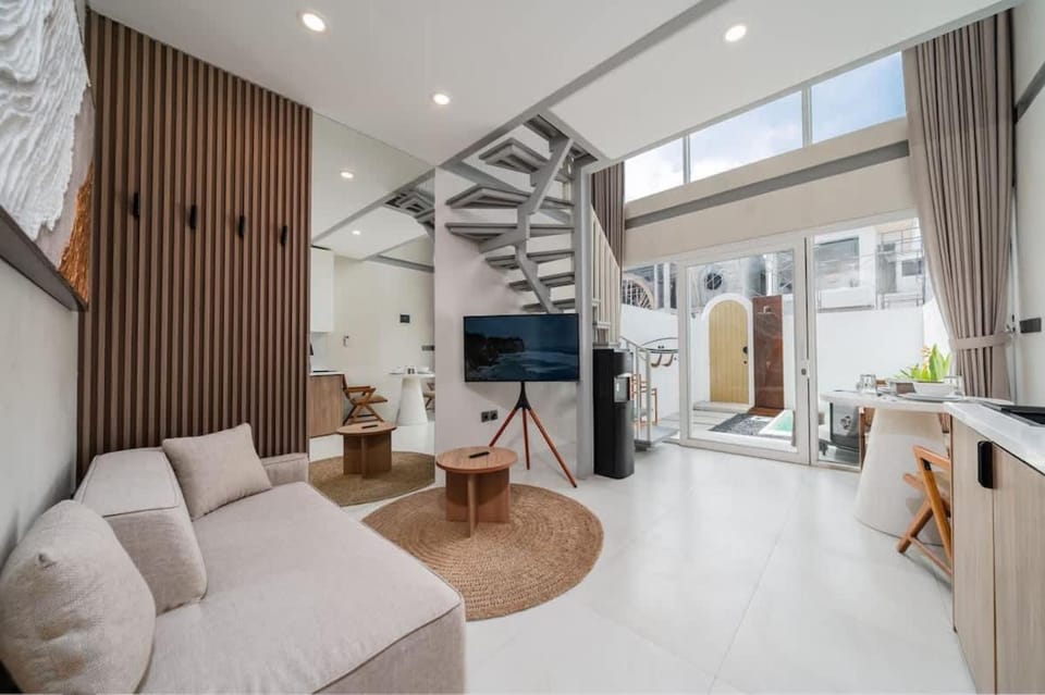 Modern Loft Villa Private Pool Near Balangan Beach House in Bali