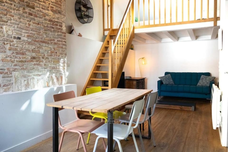 Grand appartement - coeur de ville - Vieux Port Apartment in La Rochelle