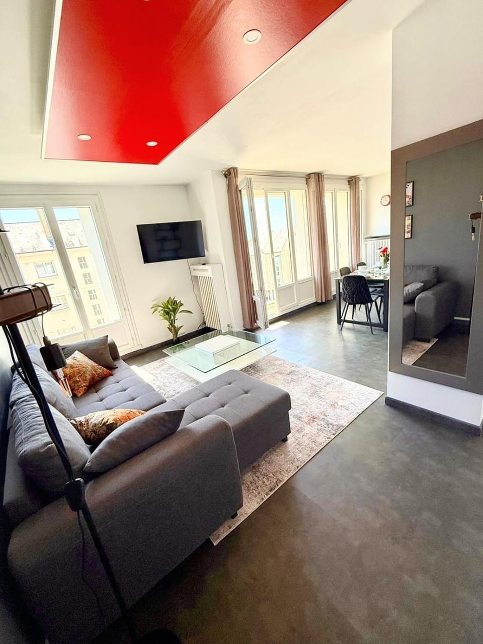 Communal lounge/ TV room, TV and multimedia, Living room, Seating area
