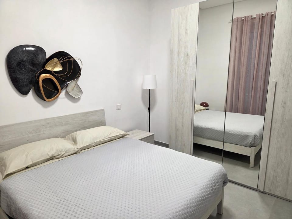 Chiaia Rooms Bed and Breakfast in Naples