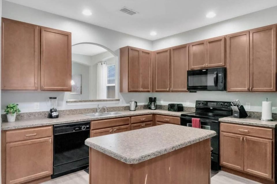 Family-Friendly 5BR Veranda Palms Home Near Disney Villa in Kissimmee