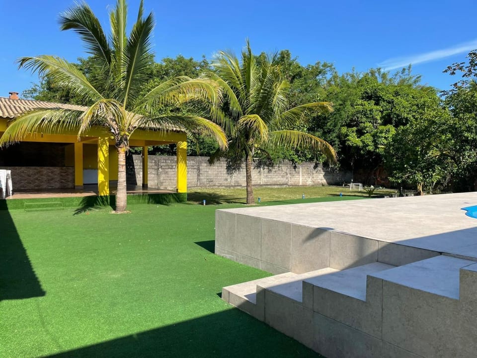 Sítio Ellas House in Rio de Janeiro