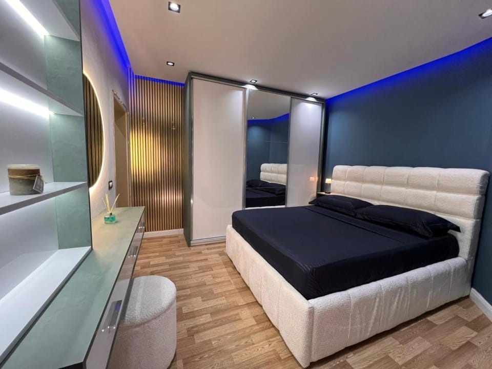 Bed, Bathroom, towels