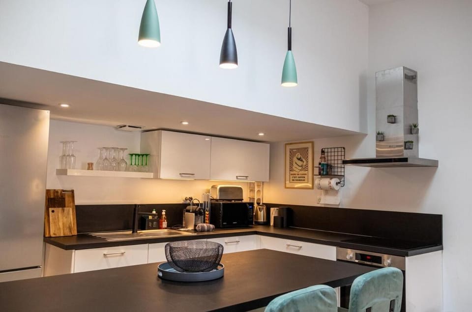 Duplex Élégant • Centre & Marché à Pied Apartment in La Rochelle