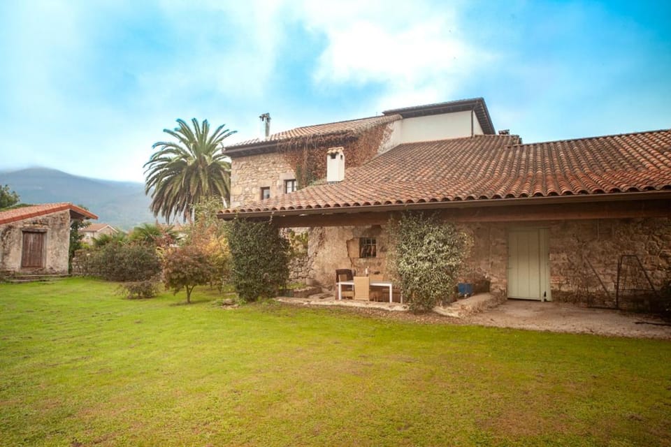 Casa Gallipoli, un refugio para toda la familia House in Western coast of Cantabria