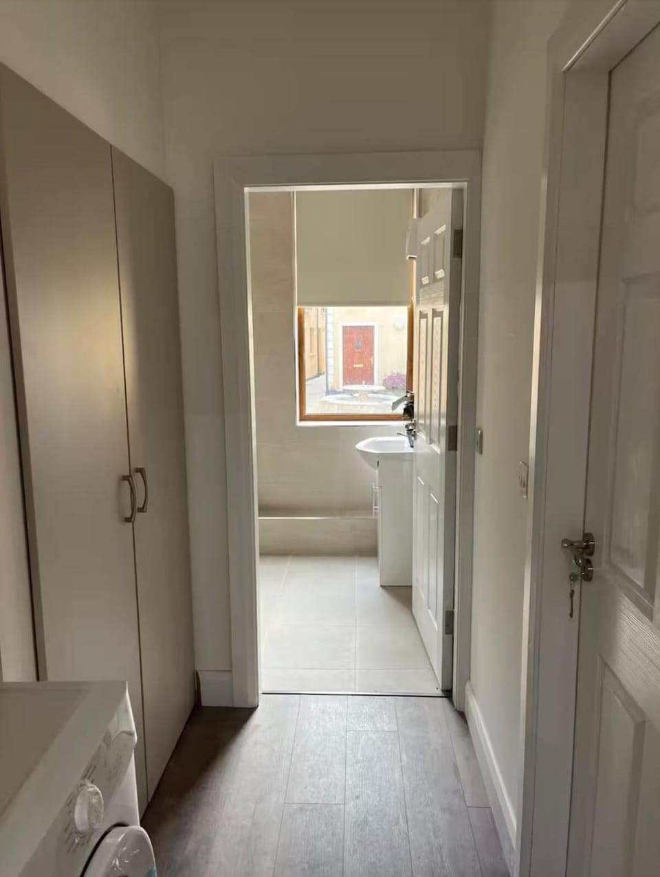 Modern Apartment in Clifden Town Centre Sleeps 4 Apartment in Clifden