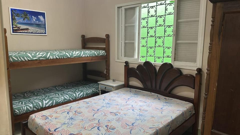 Casa pé na areia House in State of São Paulo
