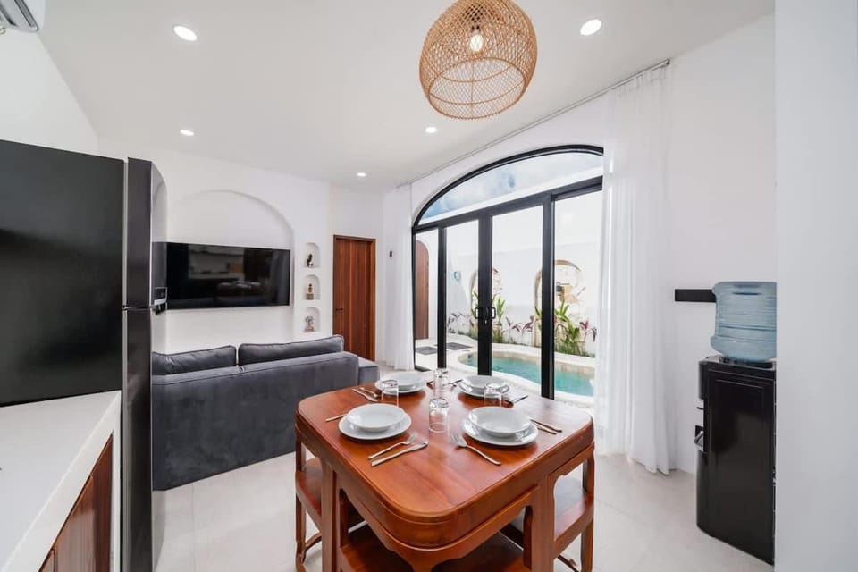 Villa Tombak - A Stylish & Modern 2BR Villa House in Bali