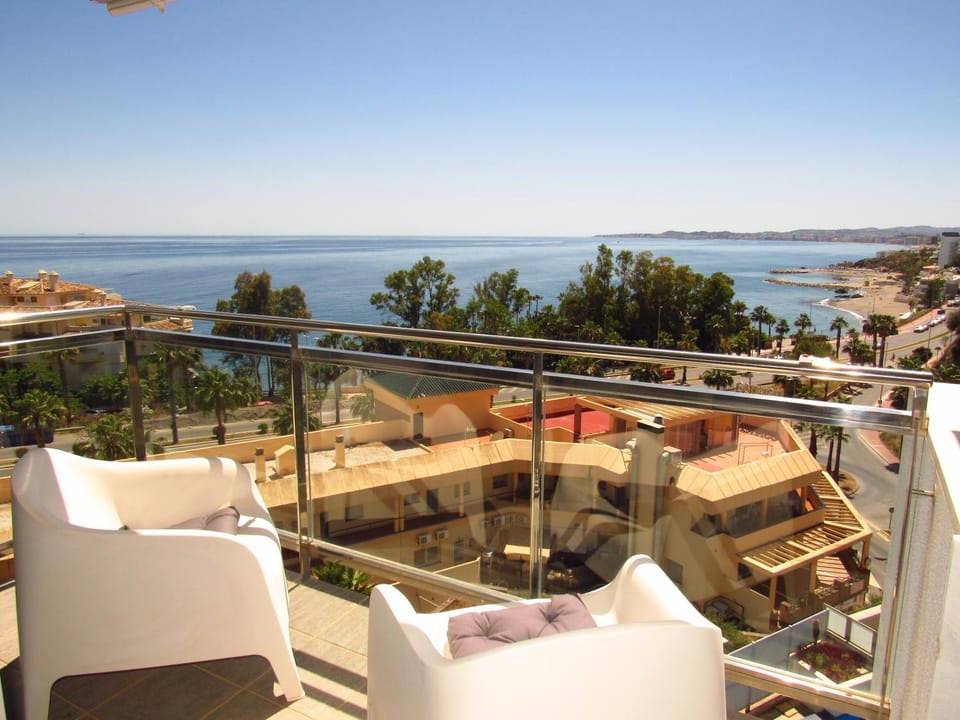 Living room, Sea view