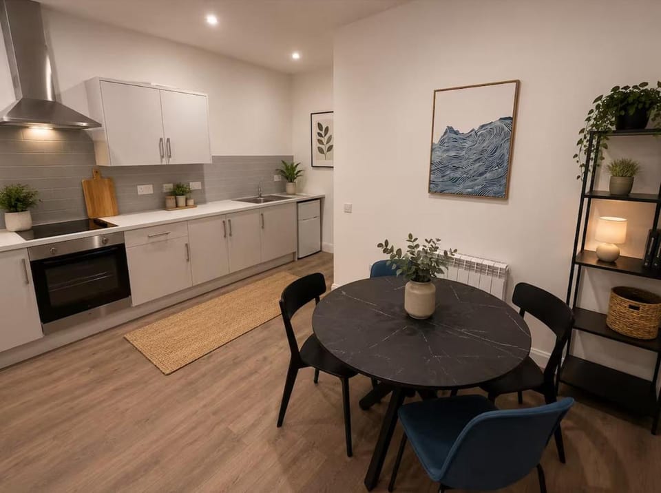 Stylish Apartment in Clifden Town Centre Sleeps 3 Apartment in Clifden