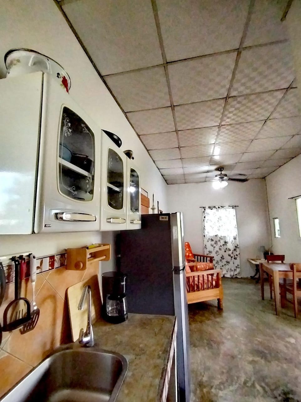 Kitchen or kitchenette, Living room, Seating area