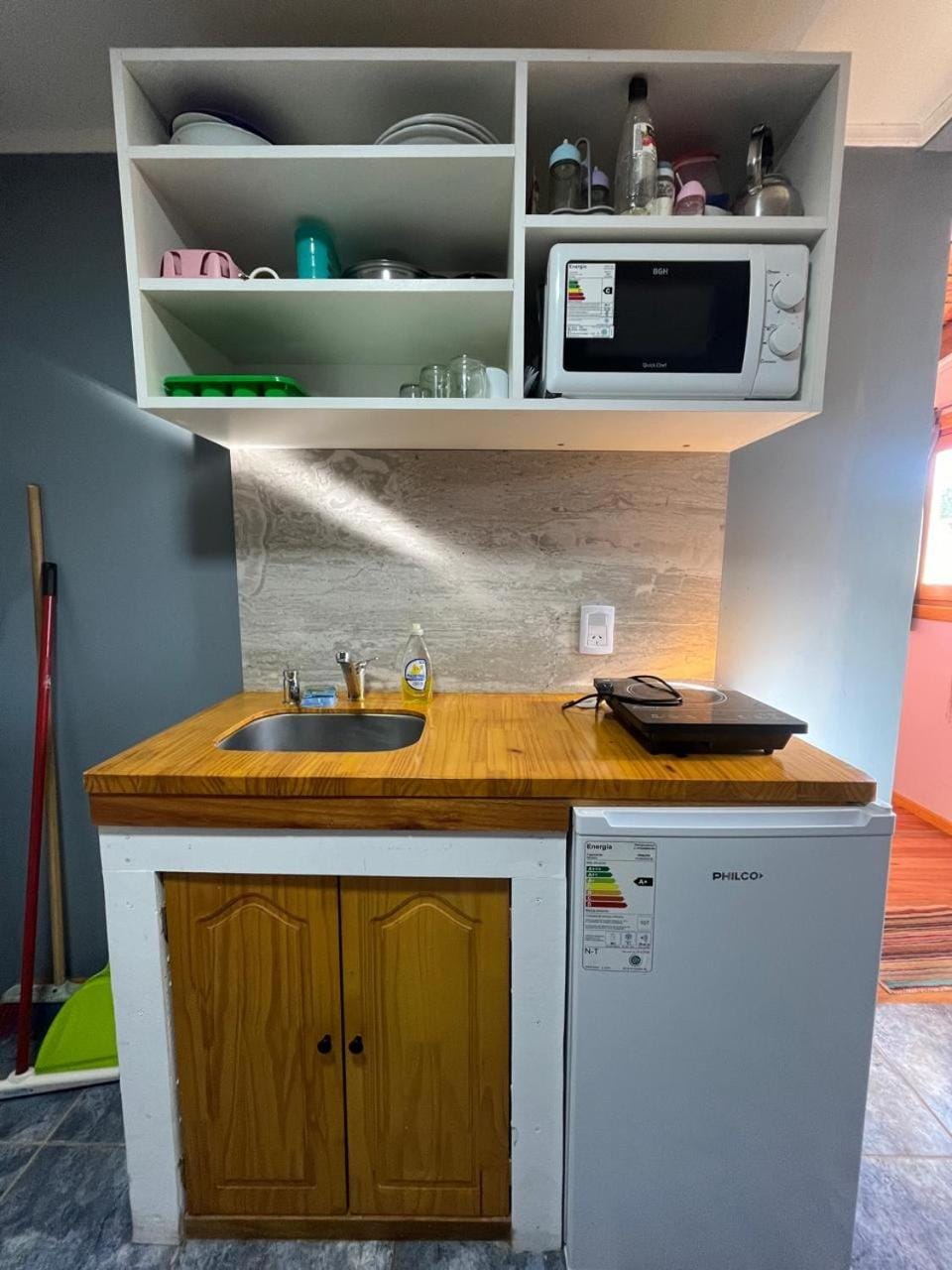 Kitchen or kitchenette