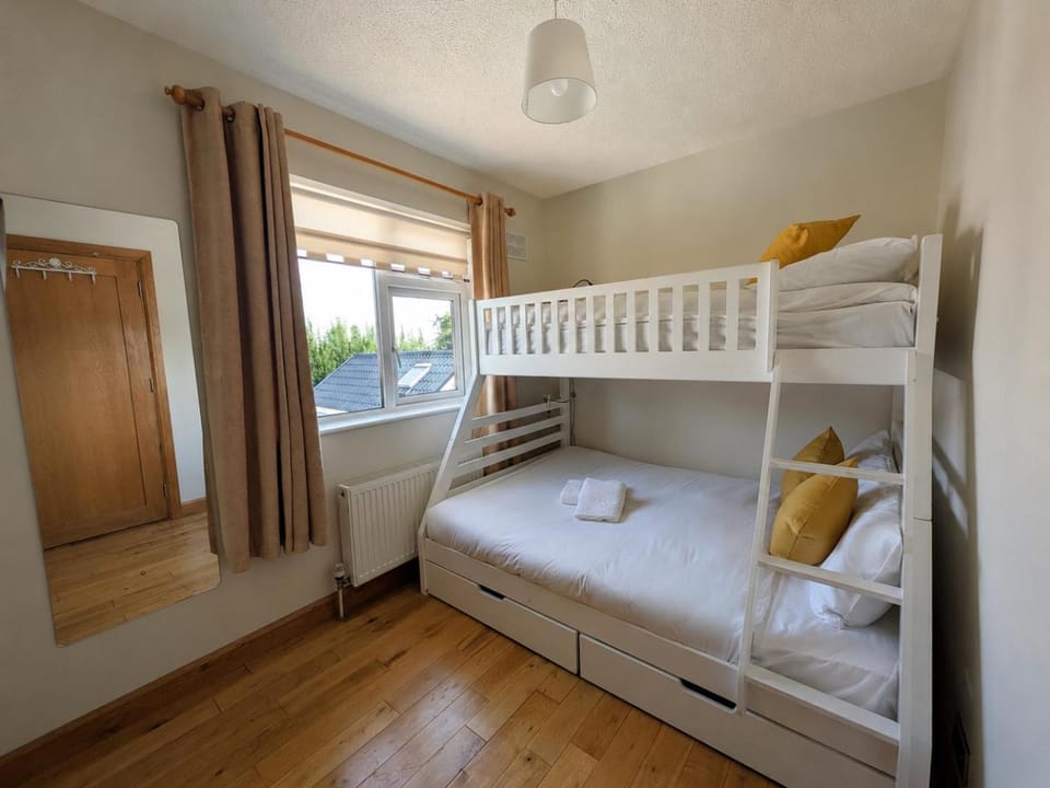 bunk bed