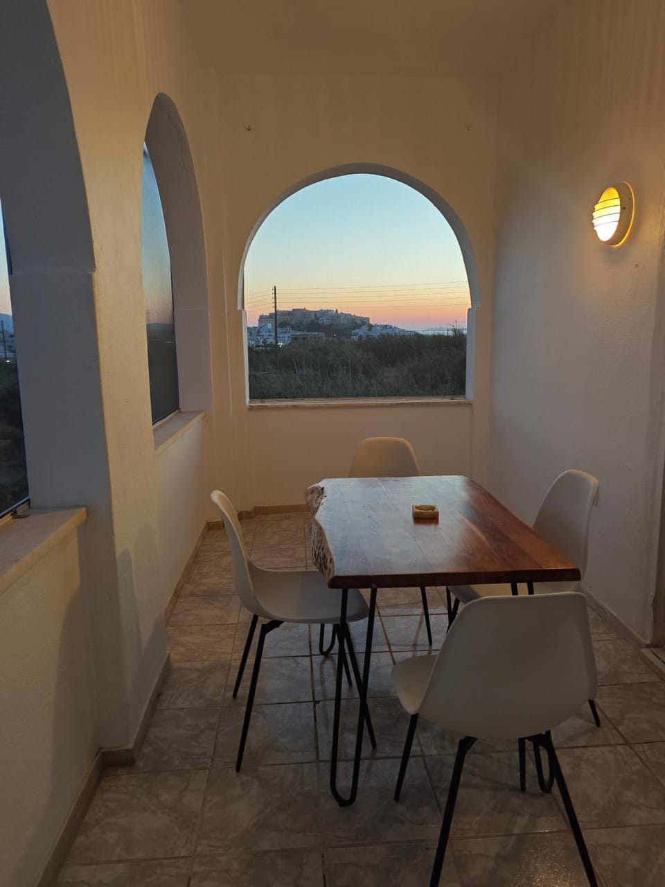 Patio, Day, Natural landscape, View (from property/room), Balcony/Terrace, Dining area, Sunrise, Sunset