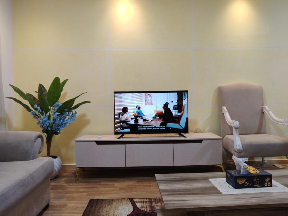 SUNSKY Apartment Hotel Bed and Breakfast in New Cairo City