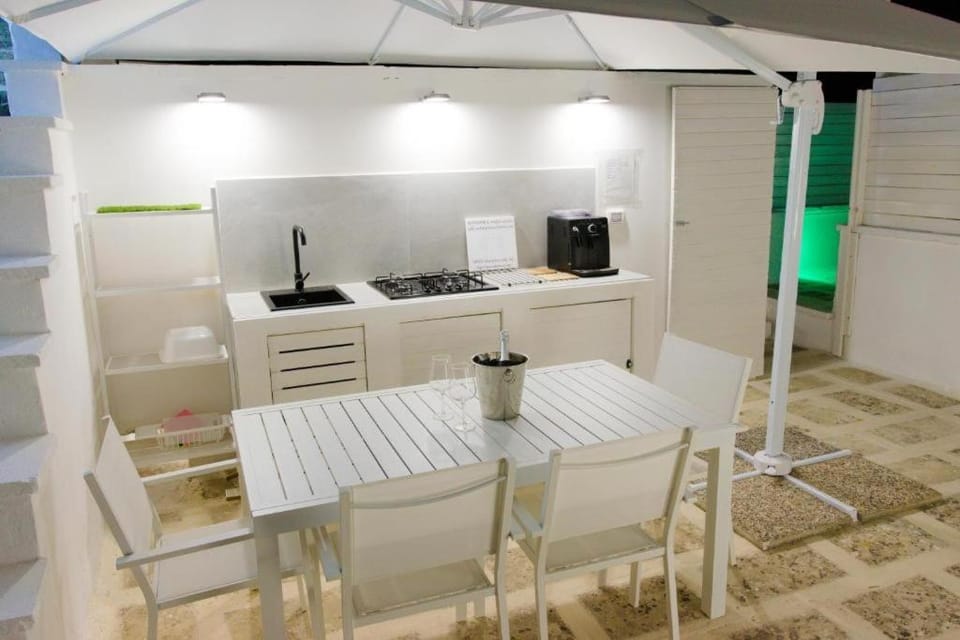 Balcony/Terrace, kitchen