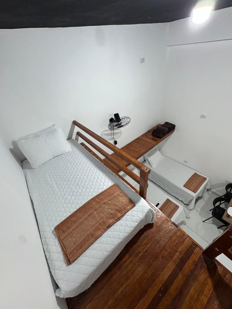 melhor custo beneficio, 4 pessoas, garagem, wi-fi House in Santana de Parnaíba