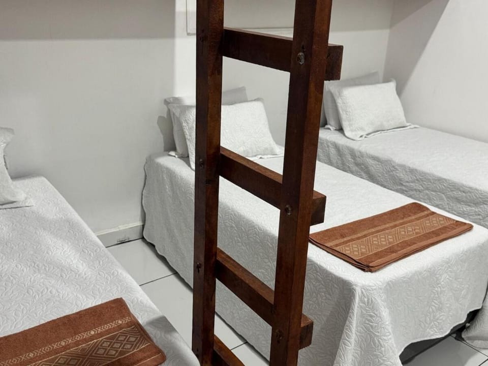 melhor custo beneficio, 4 pessoas, garagem, wi-fi House in Santana de Parnaíba