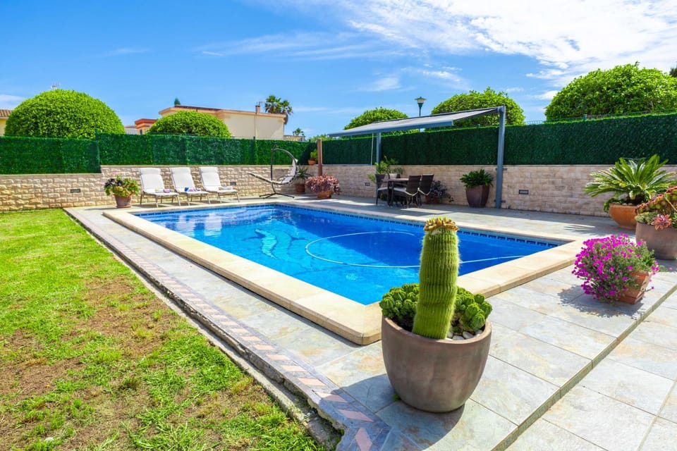 Villa Mariela by NPMallorca Apartment in Sa Coma
