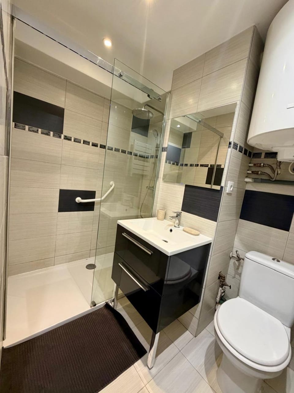 Shower, Bathroom