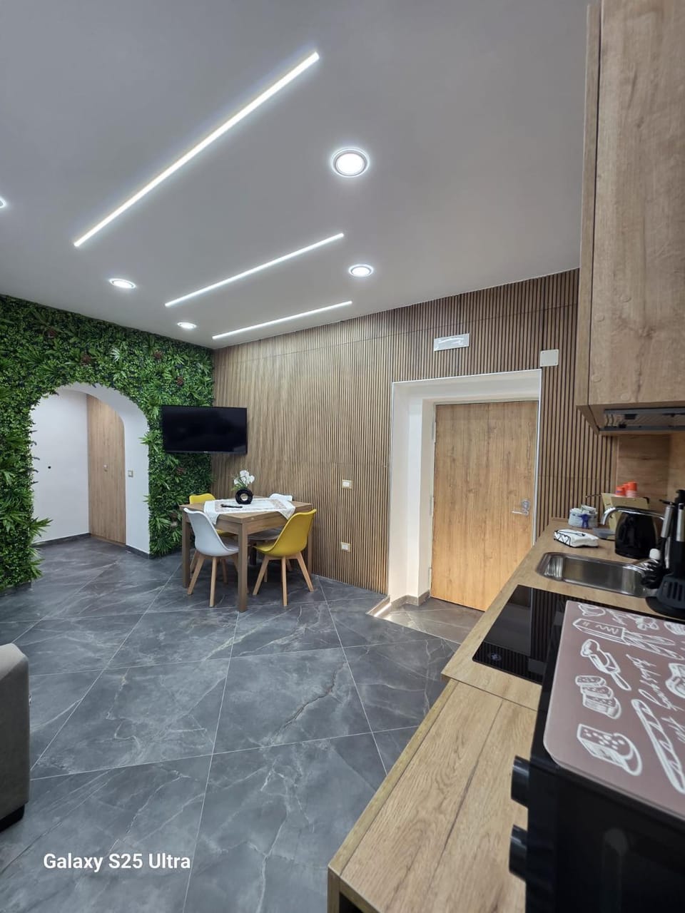 Lounge or bar