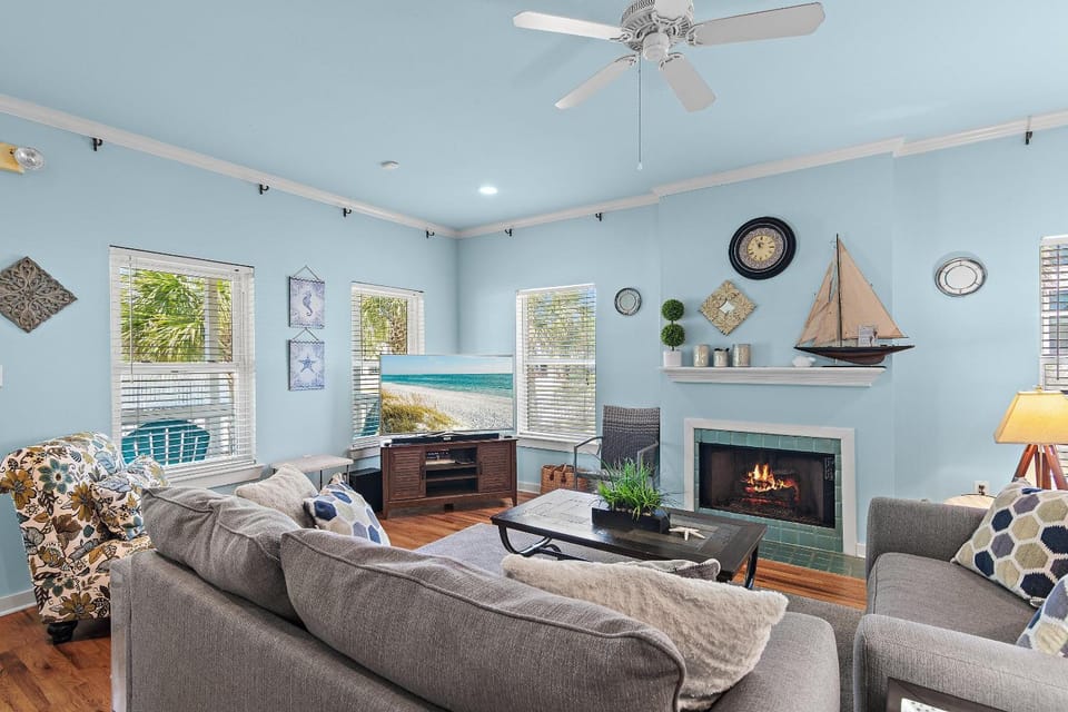 Lulé Cottage House in Destin