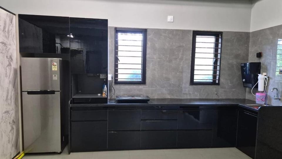 Shreedhar relaxo villa Villa in Gujarat